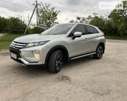 Сірий Міцубісі Eclipse Cross, об'ємом двигуна 1.5 л та пробігом 118 тис. км за 16400 $, фото 20 на Automoto.ua