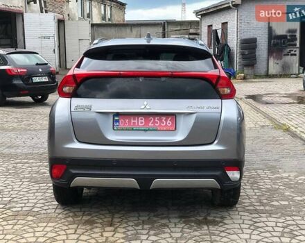 Сірий Міцубісі Eclipse Cross, об'ємом двигуна 1.5 л та пробігом 53 тис. км за 16000 $, фото 3 на Automoto.ua
