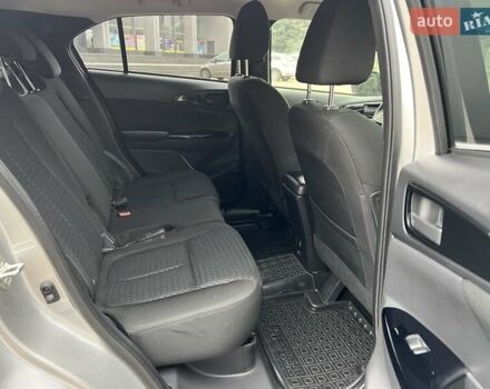 Сірий Міцубісі Eclipse Cross, об'ємом двигуна 1.5 л та пробігом 129 тис. км за 14900 $, фото 10 на Automoto.ua