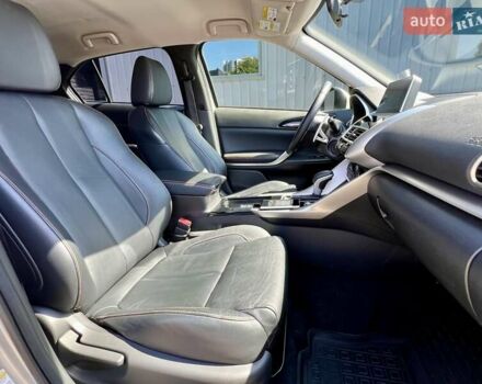 Серый Мицубиси Eclipse Cross, объемом двигателя 1.5 л и пробегом 104 тыс. км за 18900 $, фото 51 на Automoto.ua