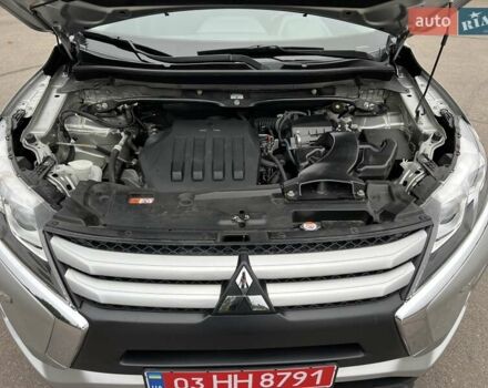 Сірий Міцубісі Eclipse Cross, об'ємом двигуна 1.5 л та пробігом 129 тис. км за 14900 $, фото 29 на Automoto.ua