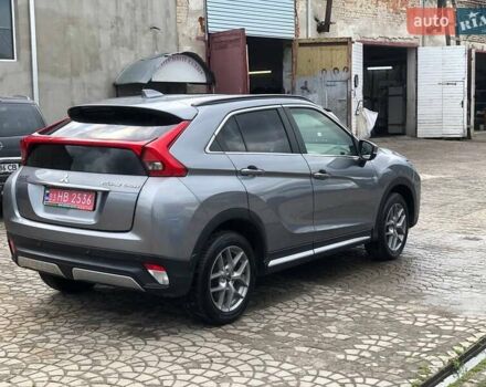 Сірий Міцубісі Eclipse Cross, об'ємом двигуна 1.5 л та пробігом 53 тис. км за 16900 $, фото 2 на Automoto.ua