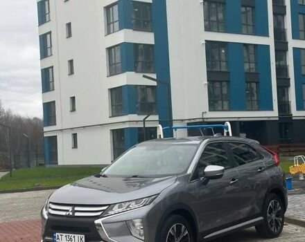 Сірий Міцубісі Eclipse Cross, об'ємом двигуна 1.5 л та пробігом 100 тис. км за 15700 $, фото 1 на Automoto.ua