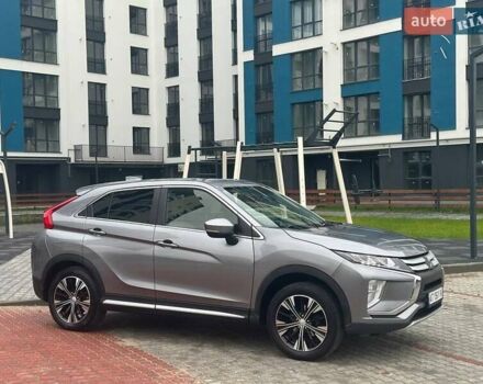 Сірий Міцубісі Eclipse Cross, об'ємом двигуна 1.5 л та пробігом 100 тис. км за 15700 $, фото 13 на Automoto.ua