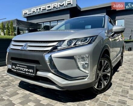 Серый Мицубиси Eclipse Cross, объемом двигателя 1.5 л и пробегом 104 тыс. км за 18900 $, фото 5 на Automoto.ua