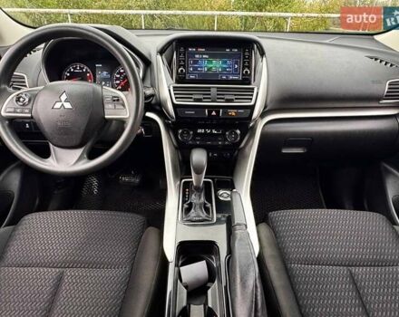 Серый Мицубиси Eclipse Cross, объемом двигателя 1.5 л и пробегом 134 тыс. км за 14990 $, фото 21 на Automoto.ua