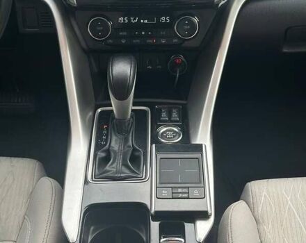 Сірий Міцубісі Eclipse Cross, об'ємом двигуна 1.5 л та пробігом 100 тис. км за 15700 $, фото 21 на Automoto.ua