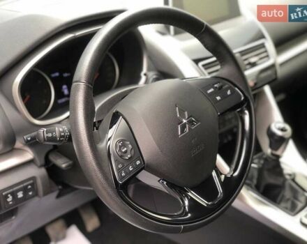 Сірий Міцубісі Eclipse Cross, об'ємом двигуна 1.5 л та пробігом 53 тис. км за 16900 $, фото 18 на Automoto.ua