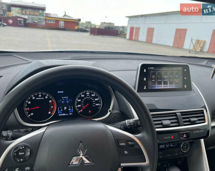 Сірий Міцубісі Eclipse Cross, об'ємом двигуна 1.5 л та пробігом 55 тис. км за 17800 $, фото 15 на Automoto.ua