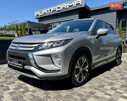 Серый Мицубиси Eclipse Cross, объемом двигателя 1.5 л и пробегом 104 тыс. км за 18900 $, фото 3 на Automoto.ua