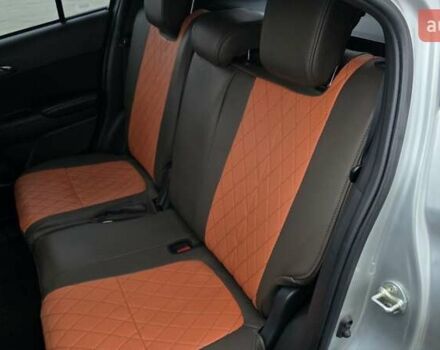 Сірий Міцубісі Eclipse Cross, об'ємом двигуна 1.5 л та пробігом 99 тис. км за 13999 $, фото 39 на Automoto.ua