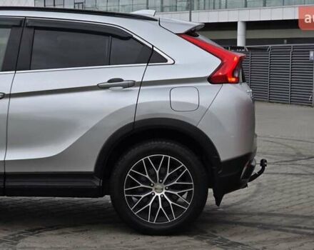 Сірий Міцубісі Eclipse Cross, об'ємом двигуна 1.5 л та пробігом 99 тис. км за 13999 $, фото 7 на Automoto.ua