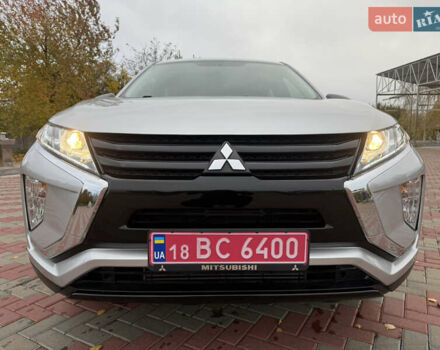 Міцубісі Eclipse Cross 2019 у Белой Церкве на Automoto.ua Сірий Міцубісі Eclipse Cross, об'ємом двигуна 1.5 л та пробігом 54 тис. км за 14999 $, фото 1 на Automoto.ua
