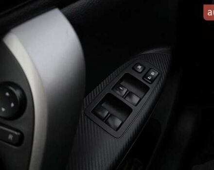 Сірий Міцубісі Eclipse Cross, об'ємом двигуна 1.5 л та пробігом 99 тис. км за 13999 $, фото 26 на Automoto.ua