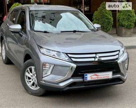 Сірий Міцубісі Eclipse Cross, об'ємом двигуна 1.5 л та пробігом 94 тис. км за 14999 $, фото 1 на Automoto.ua