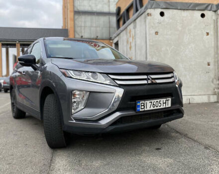 Серый Мицубиси Eclipse Cross, объемом двигателя 1.5 л и пробегом 90 тыс. км за 17000 $, фото 2 на Automoto.ua
