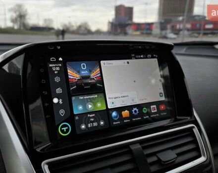 Сірий Міцубісі Eclipse Cross, об'ємом двигуна 1.5 л та пробігом 99 тис. км за 13999 $, фото 34 на Automoto.ua