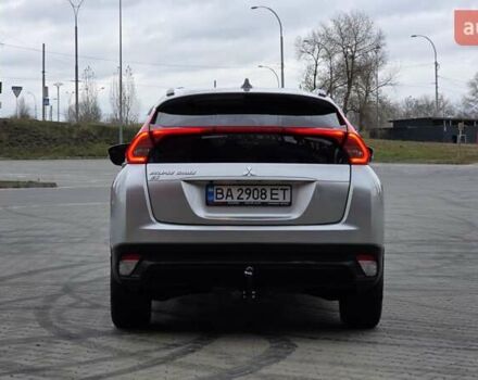 Сірий Міцубісі Eclipse Cross, об'ємом двигуна 1.5 л та пробігом 99 тис. км за 13999 $, фото 13 на Automoto.ua