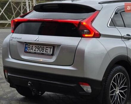 Сірий Міцубісі Eclipse Cross, об'ємом двигуна 1.5 л та пробігом 99 тис. км за 13999 $, фото 11 на Automoto.ua