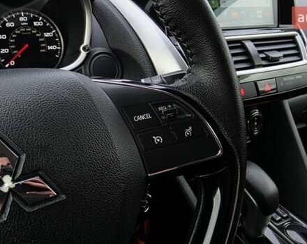 Сірий Міцубісі Eclipse Cross, об'ємом двигуна 1.5 л та пробігом 99 тис. км за 13999 $, фото 28 на Automoto.ua