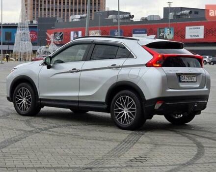 Сірий Міцубісі Eclipse Cross, об'ємом двигуна 1.5 л та пробігом 99 тис. км за 13999 $, фото 12 на Automoto.ua
