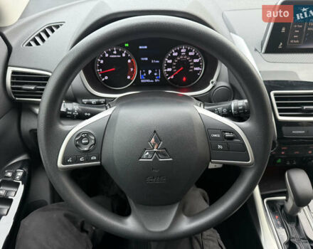 Міцубісі Eclipse Cross 2019 у Белой Церкве на Automoto.ua Сірий Міцубісі Eclipse Cross, об'ємом двигуна 1.5 л та пробігом 54 тис. км за 14999 $, фото 15 на Automoto.ua