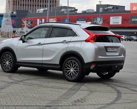 Сірий Міцубісі Eclipse Cross, об'ємом двигуна 1.5 л та пробігом 99 тис. км за 13999 $, фото 8 на Automoto.ua