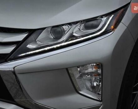 Сірий Міцубісі Eclipse Cross, об'ємом двигуна 1.5 л та пробігом 99 тис. км за 13999 $, фото 3 на Automoto.ua