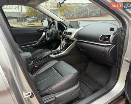 Міцубісі Eclipse Cross 2019 у Белой Церкве на Automoto.ua Сірий Міцубісі Eclipse Cross, об'ємом двигуна 1.5 л та пробігом 54 тис. км за 14999 $, фото 11 на Automoto.ua