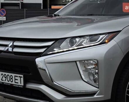 Сірий Міцубісі Eclipse Cross, об'ємом двигуна 1.5 л та пробігом 99 тис. км за 13999 $, фото 2 на Automoto.ua