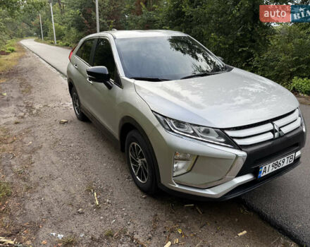 Серый Мицубиси Eclipse Cross, объемом двигателя 1.5 л и пробегом 115 тыс. км за 15300 $, фото 6 на Automoto.ua