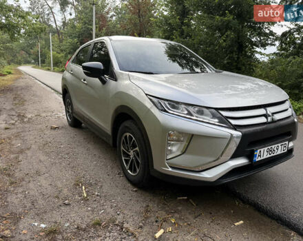 Серый Мицубиси Eclipse Cross, объемом двигателя 1.5 л и пробегом 115 тыс. км за 15300 $, фото 5 на Automoto.ua