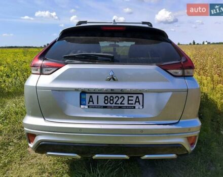 Серый Мицубиси Eclipse Cross, объемом двигателя 2 л и пробегом 70 тыс. км за 23000 $, фото 3 на Automoto.ua