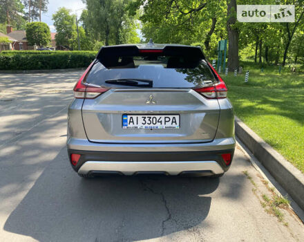 Серый Мицубиси Eclipse Cross, объемом двигателя 1.5 л и пробегом 4 тыс. км за 22300 $, фото 4 на Automoto.ua