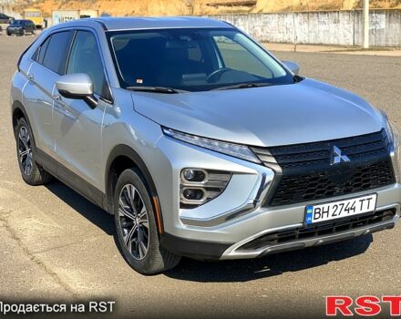 Серый Мицубиси Eclipse Cross, объемом двигателя 1.5 л и пробегом 37 тыс. км за 23900 $, фото 1 на Automoto.ua