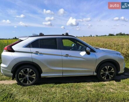Серый Мицубиси Eclipse Cross, объемом двигателя 2 л и пробегом 70 тыс. км за 23000 $, фото 1 на Automoto.ua