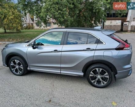 Сірий Міцубісі Eclipse Cross, об'ємом двигуна 2 л та пробігом 79 тис. км за 21900 $, фото 2 на Automoto.ua