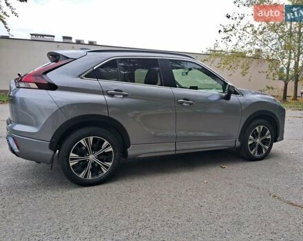 Сірий Міцубісі Eclipse Cross, об'ємом двигуна 2 л та пробігом 79 тис. км за 21900 $, фото 9 на Automoto.ua