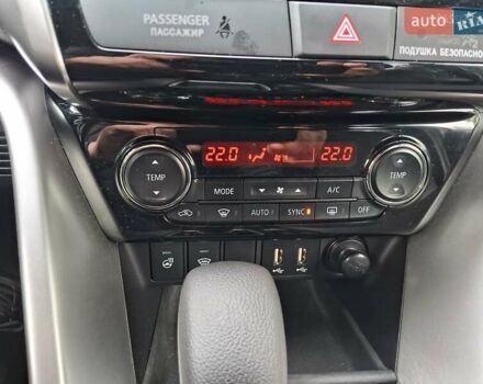 Сірий Міцубісі Eclipse Cross, об'ємом двигуна 2 л та пробігом 79 тис. км за 21900 $, фото 23 на Automoto.ua