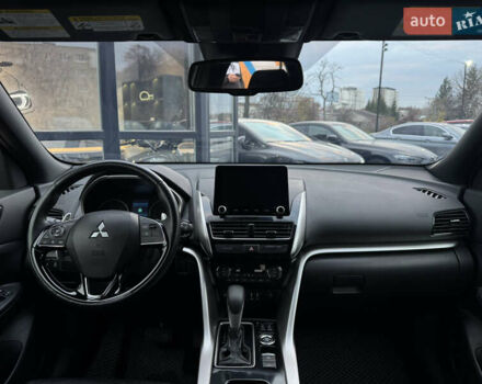 Серый Мицубиси Eclipse Cross, объемом двигателя 1.5 л и пробегом 34 тыс. км за 20899 $, фото 19 на Automoto.ua