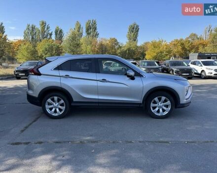Серый Мицубиси Eclipse Cross, объемом двигателя 1.5 л и пробегом 25 тыс. км за 20100 $, фото 3 на Automoto.ua