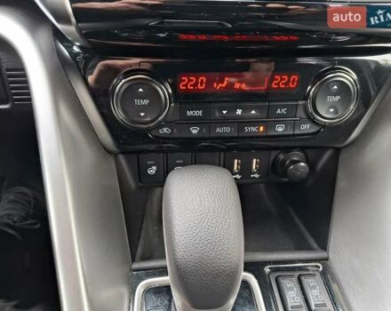 Сірий Міцубісі Eclipse Cross, об'ємом двигуна 2 л та пробігом 79 тис. км за 21900 $, фото 22 на Automoto.ua