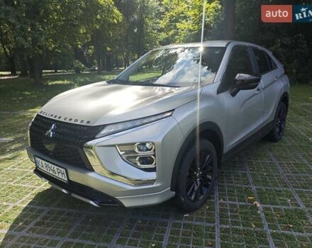 Сірий Міцубісі Eclipse Cross, об'ємом двигуна 1.5 л та пробігом 80 тис. км за 18700 $, фото 2 на Automoto.ua