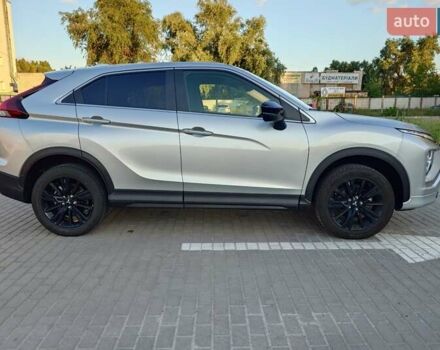 Серый Мицубиси Eclipse Cross, объемом двигателя 1.5 л и пробегом 80 тыс. км за 18500 $, фото 4 на Automoto.ua