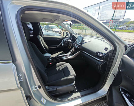 Серый Мицубиси Eclipse Cross, объемом двигателя 1.5 л и пробегом 79 тыс. км за 18999 $, фото 15 на Automoto.ua