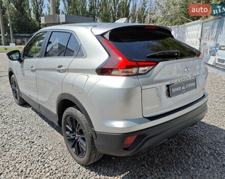 Серый Мицубиси Eclipse Cross, объемом двигателя 1.5 л и пробегом 79 тыс. км за 18999 $, фото 7 на Automoto.ua