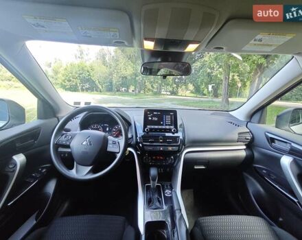 Сірий Міцубісі Eclipse Cross, об'ємом двигуна 1.5 л та пробігом 80 тис. км за 18700 $, фото 20 на Automoto.ua