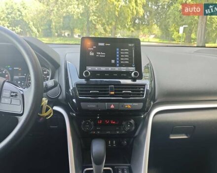 Сірий Міцубісі Eclipse Cross, об'ємом двигуна 1.5 л та пробігом 80 тис. км за 18700 $, фото 21 на Automoto.ua