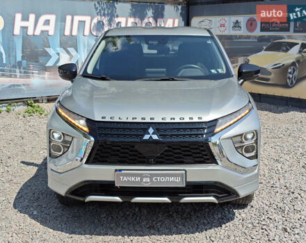 Серый Мицубиси Eclipse Cross, объемом двигателя 1.5 л и пробегом 79 тыс. км за 18999 $, фото 1 на Automoto.ua