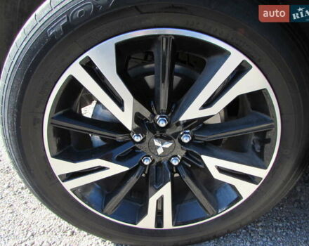 Серый Мицубиси Eclipse Cross, объемом двигателя 2 л и пробегом 19 тыс. км за 27500 $, фото 5 на Automoto.ua